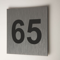 Plaque en métal brossé numérotation
