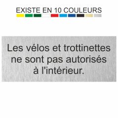 Plaque gravée les vélos et trottinettes ne sont pas autorisés à l'intérieur