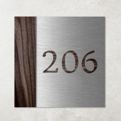 Plaque en métal et bois numérotation sur mesure