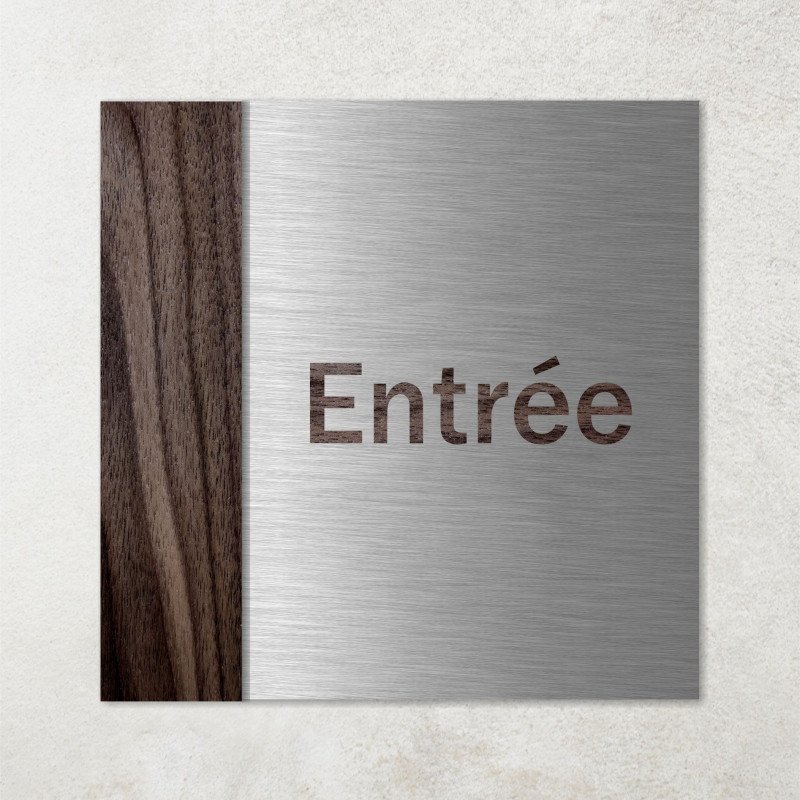 Plaque entrée en bois et métal composite