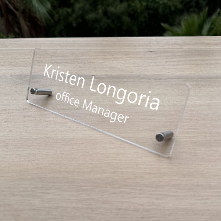 Porte-Nom Personnalisé en plexiglass pour Bureau Moderne Porte-Nom Personnalisé en plexiglass pour Bureau Moderne